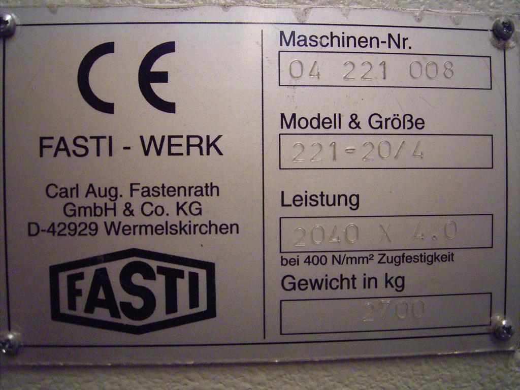 équipement d'atelier bien entretenu-6