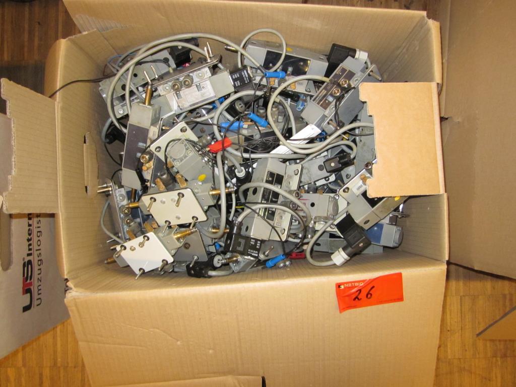 well-maintained workshop equipment -15