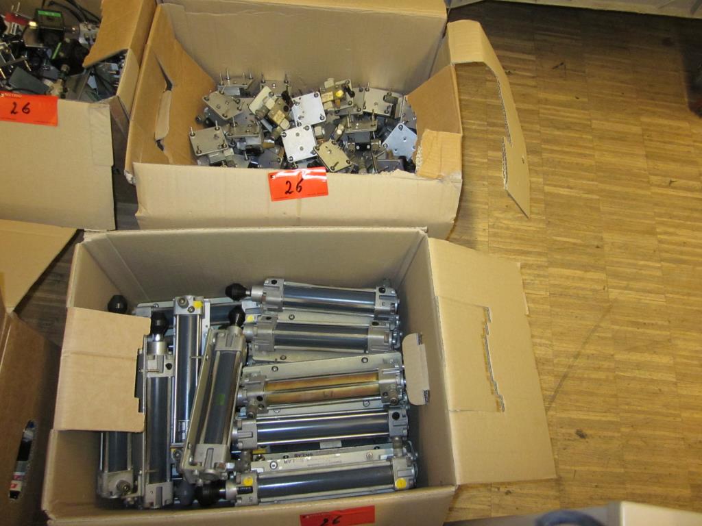 well-maintained workshop equipment -16