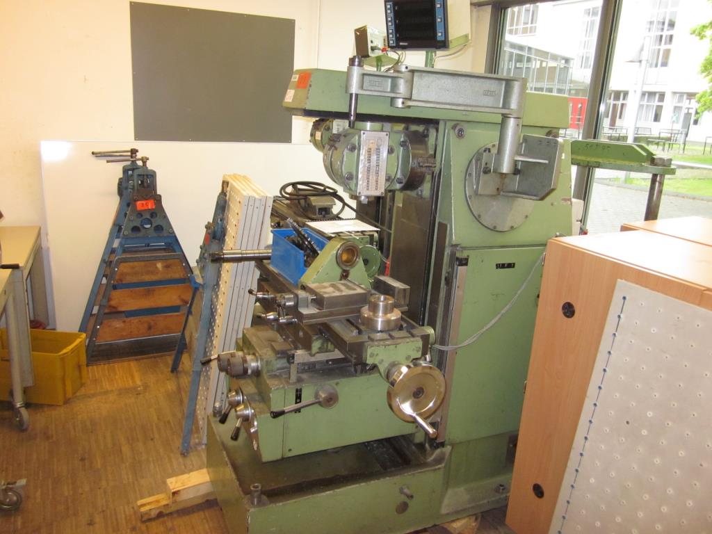 well-maintained workshop equipment -17