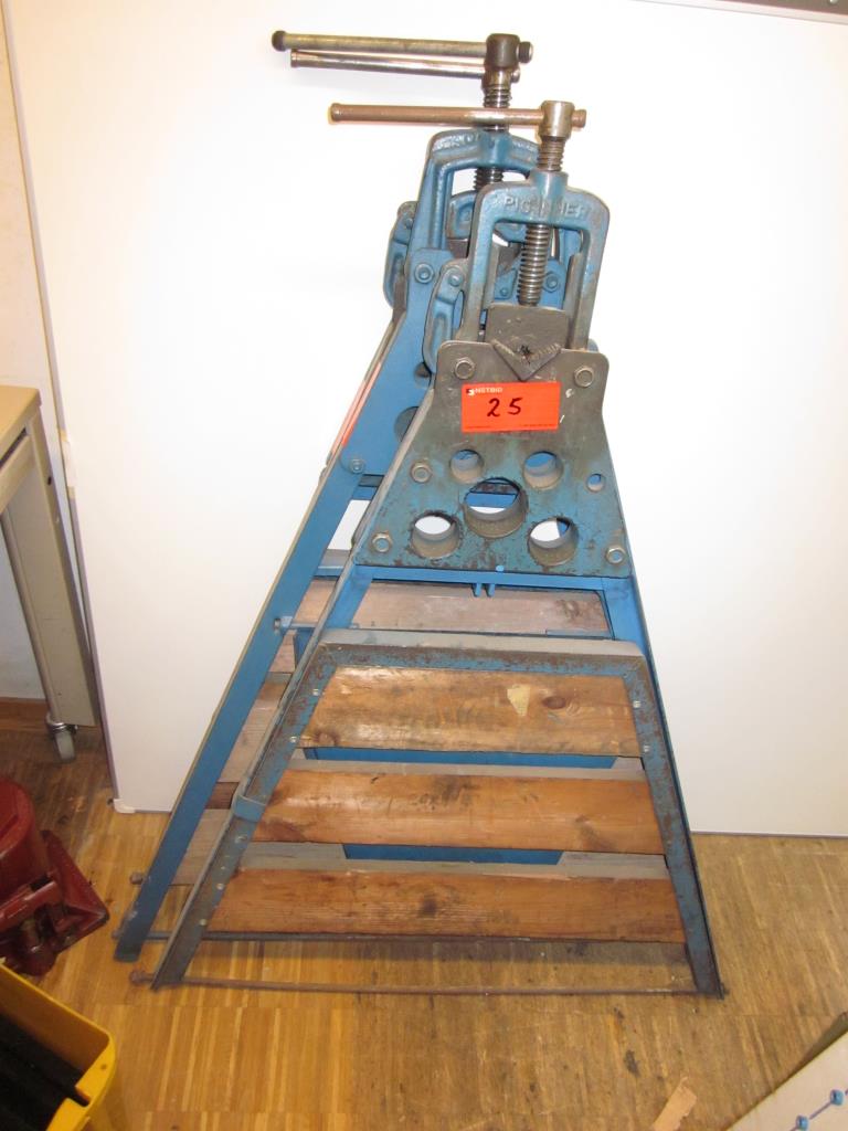 well-maintained workshop equipment -5