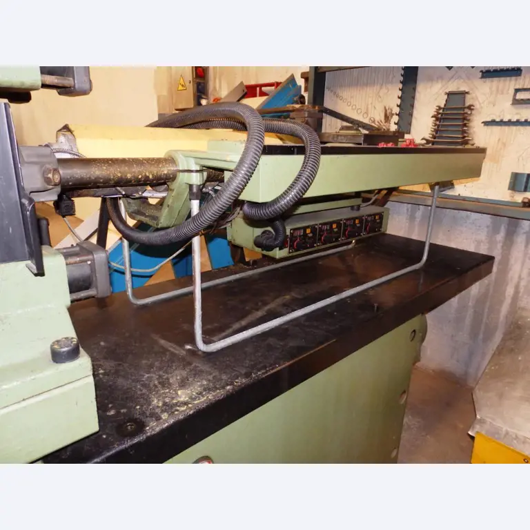 warehouse machinery -4