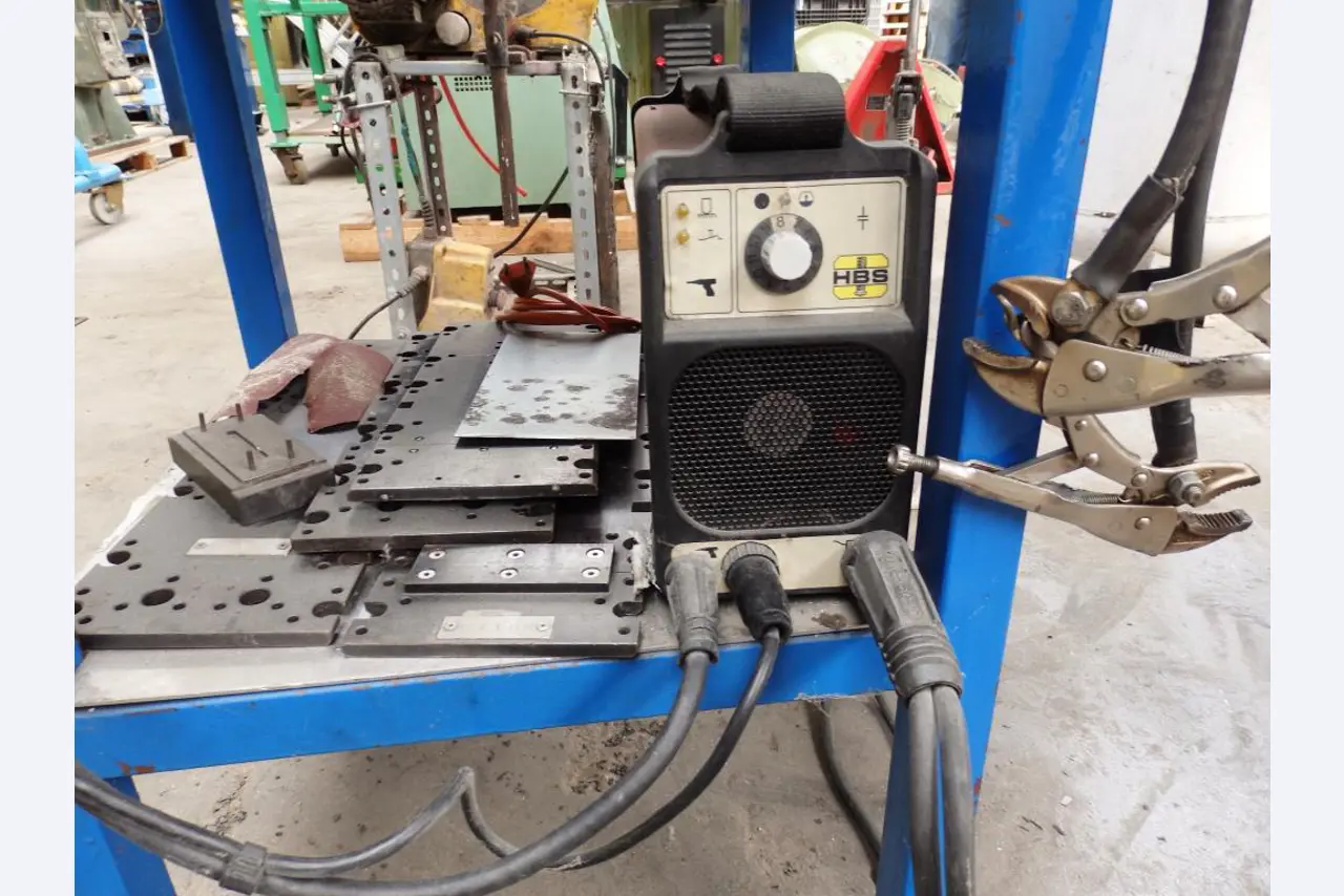 warehouse machinery -3