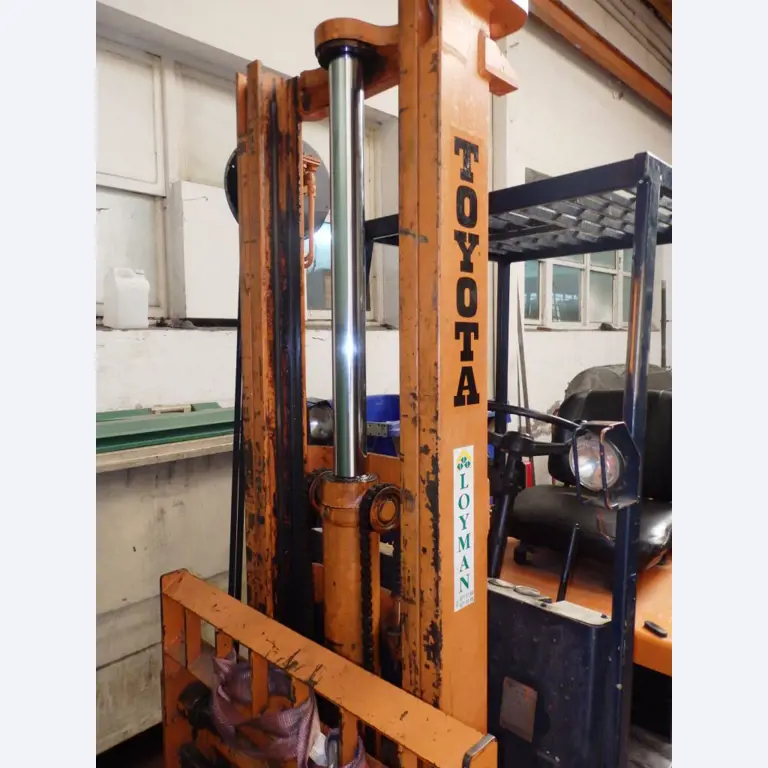 Molds and tool making machinery-2