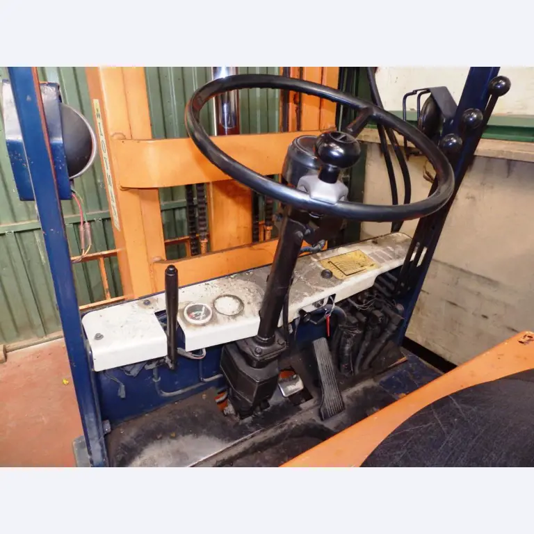 Molds and tool making machinery-3