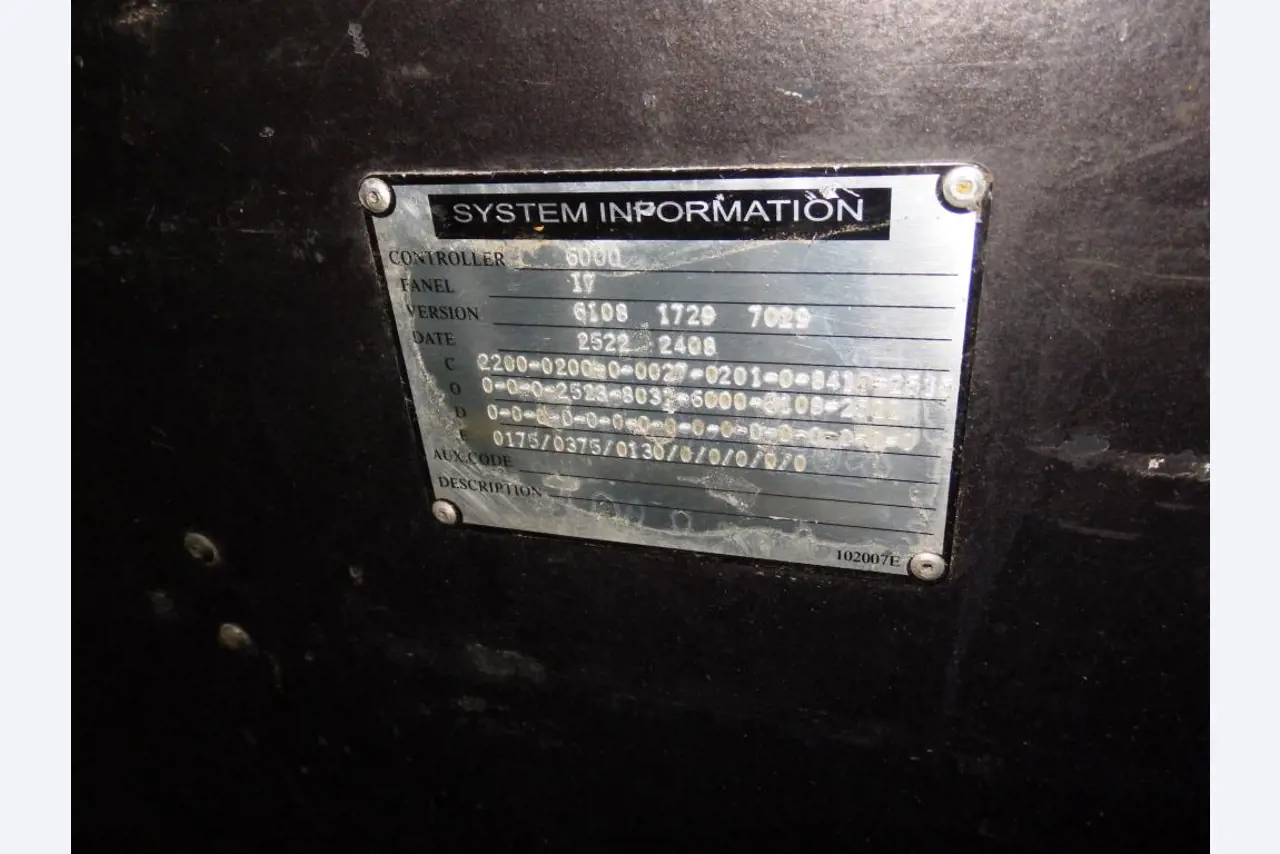 Molds and tool making machinery-8