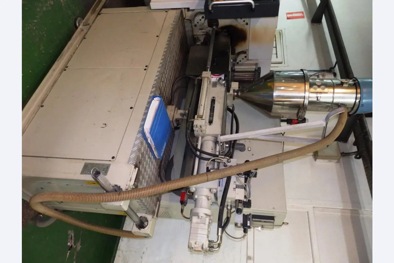 Molds and tool making machinery-2