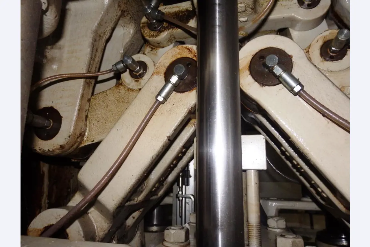 Molds and tool making machinery-5