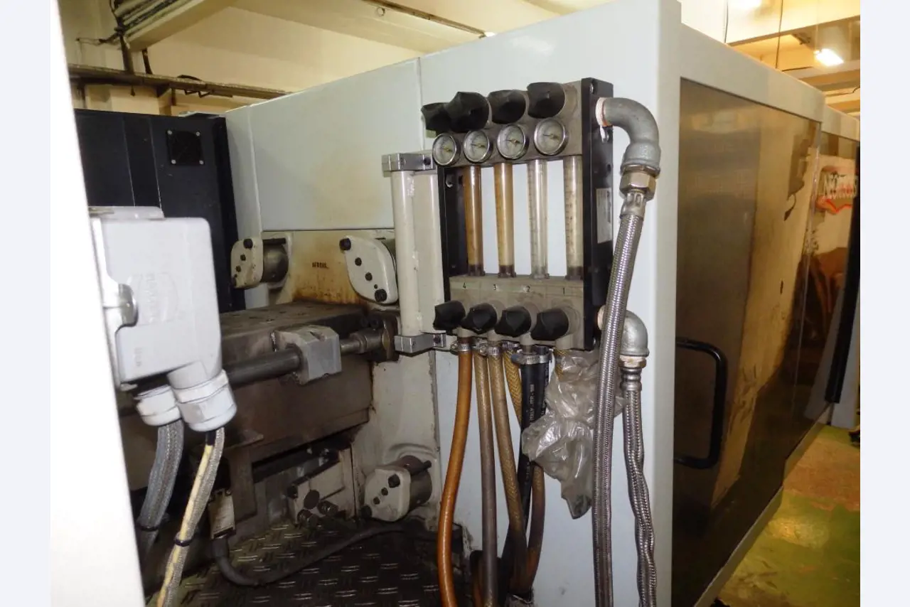 Molds and tool making machinery-6