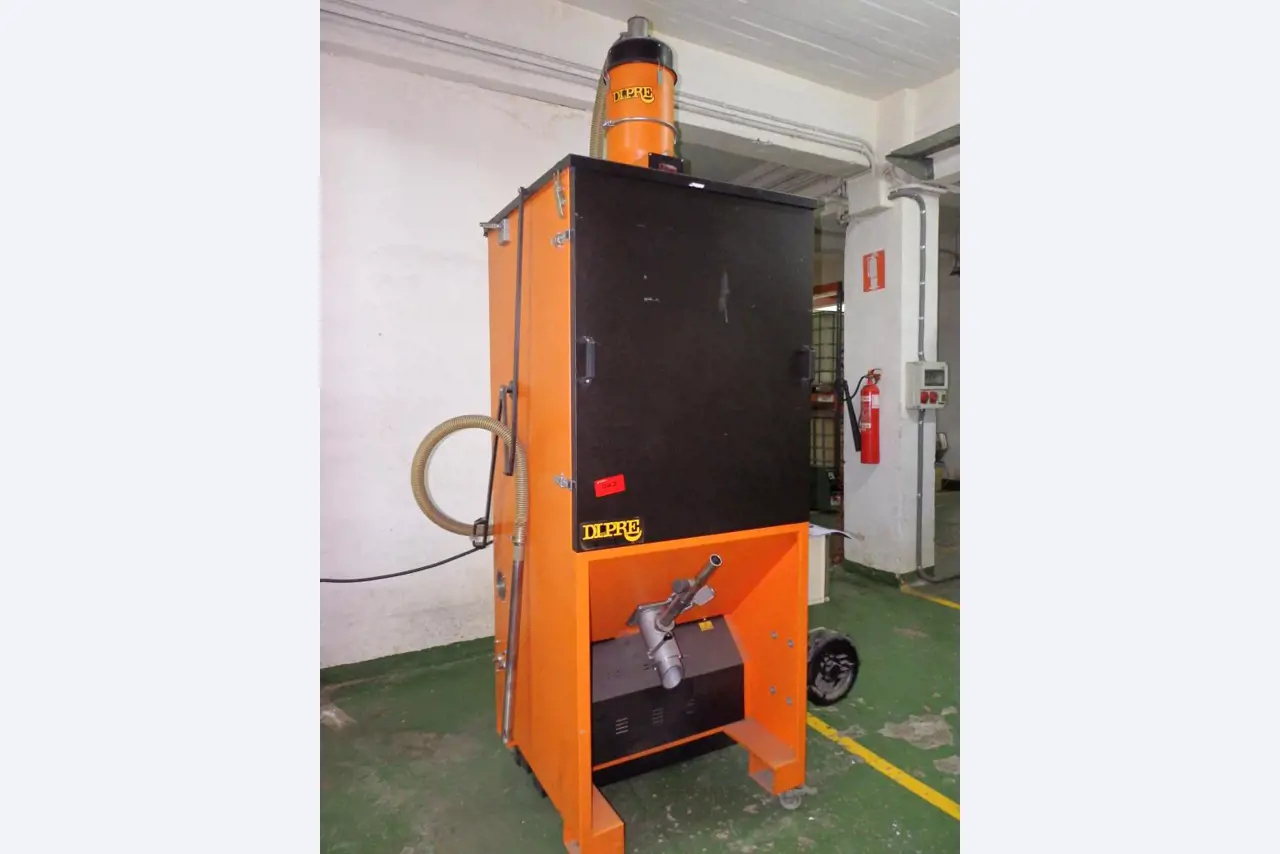 Molds and toll making machinery-1