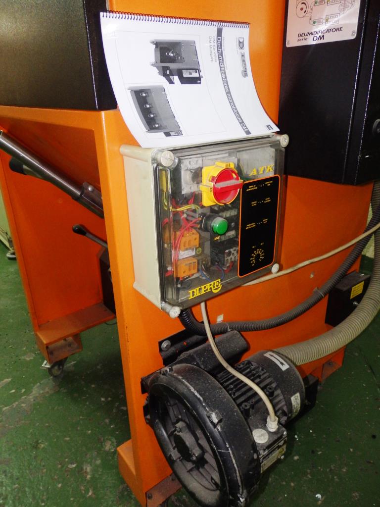 Molds and tool making machinery-3