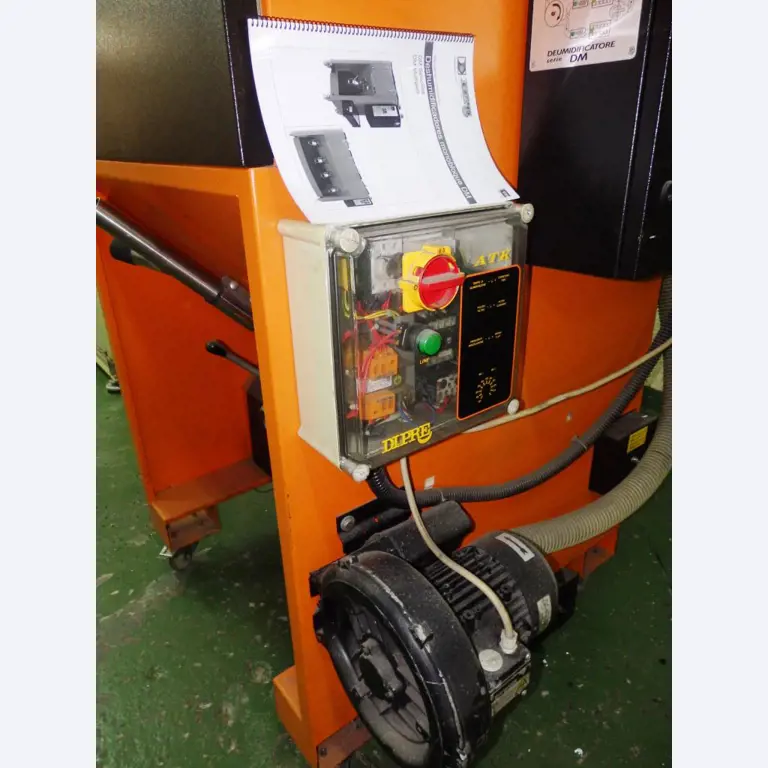 Molds and toll making machinery-3