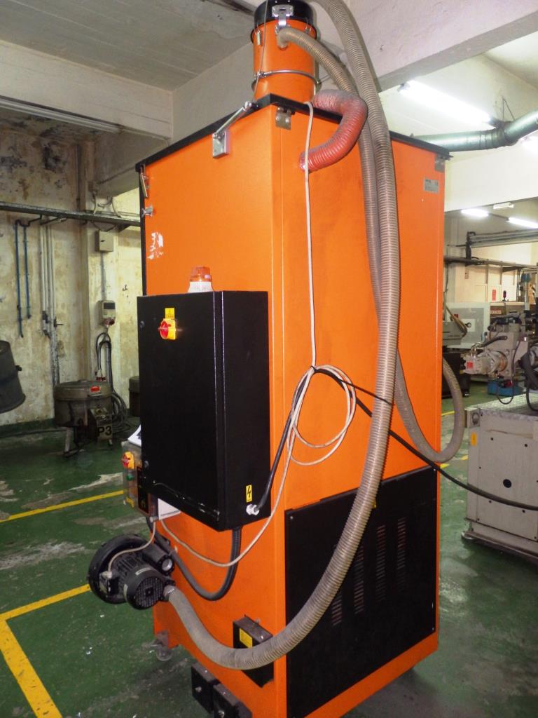 Molds and tool making machinery-5