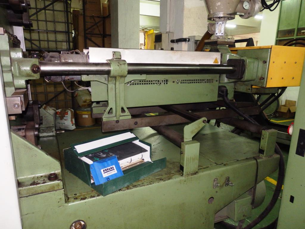Molds and tool making machinery-4