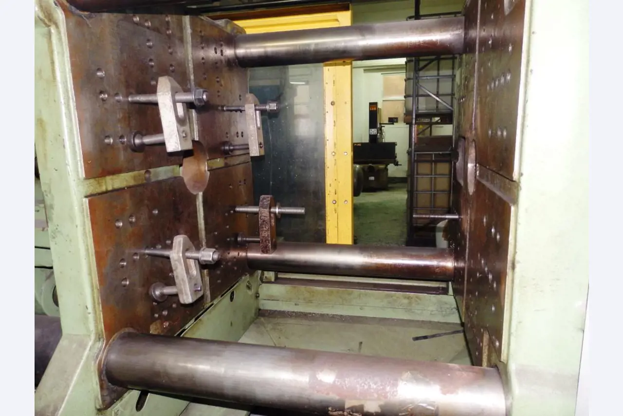 Molds and toll making machinery-5