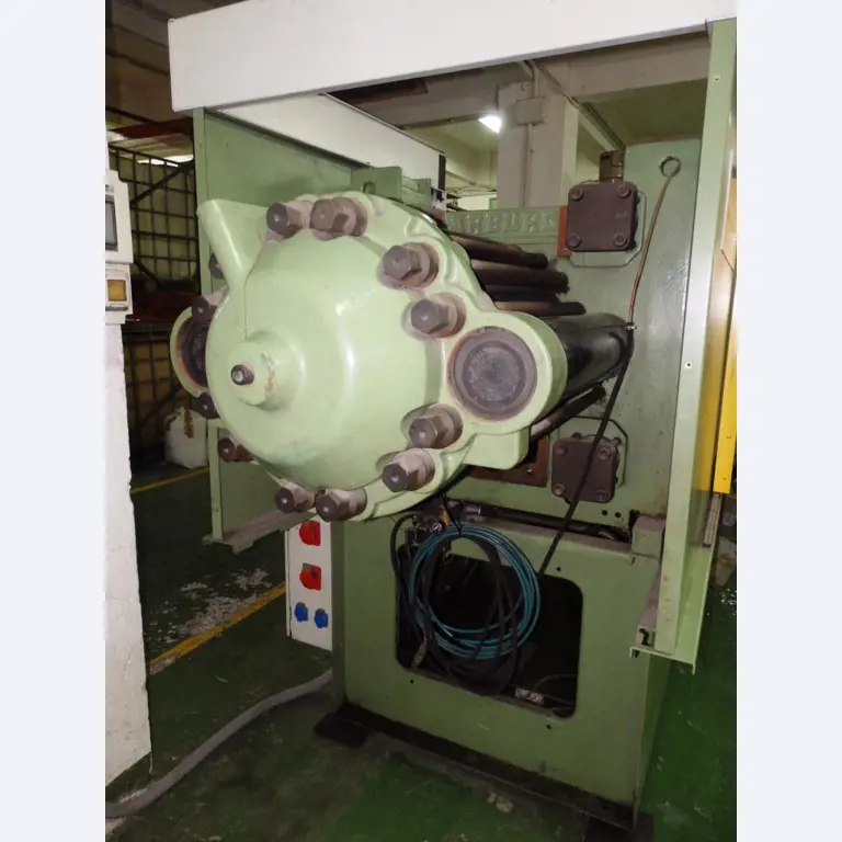 Molds and toll making machinery-7