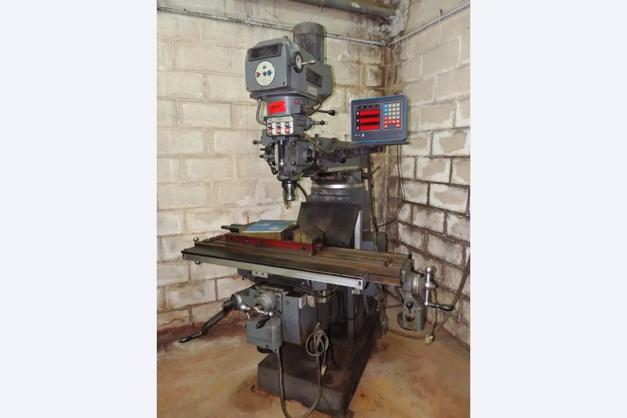 Molds and toll making machinery-1