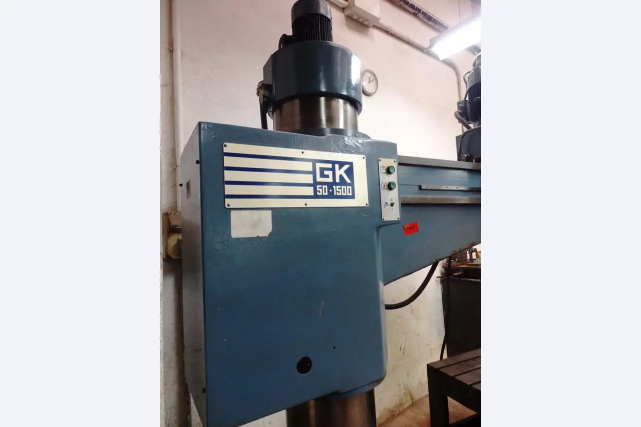 Molds and tool making machinery-2