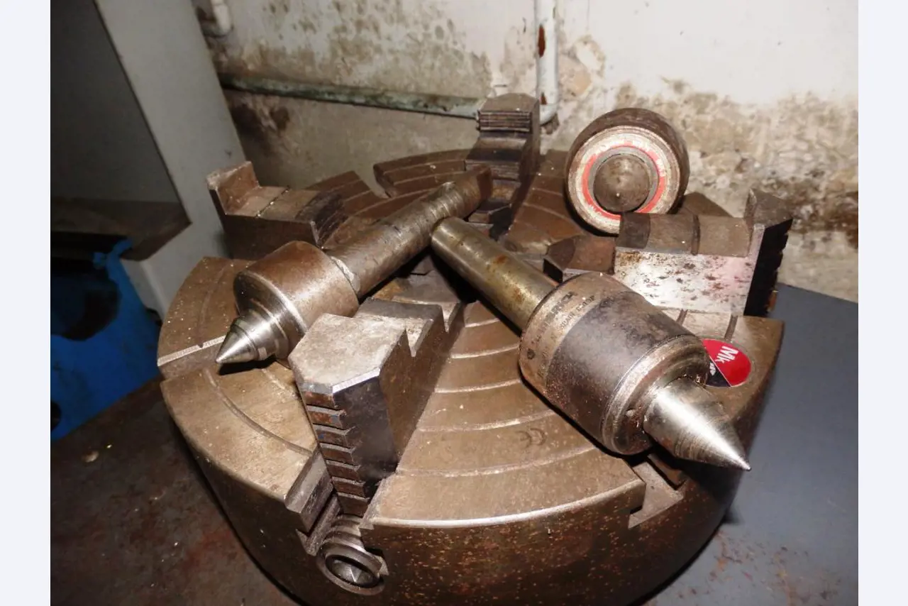 Molds and tool making machinery-6