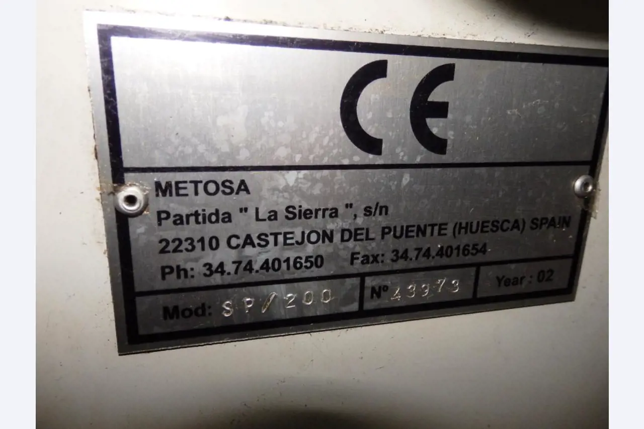 Molds and tool making machinery-8