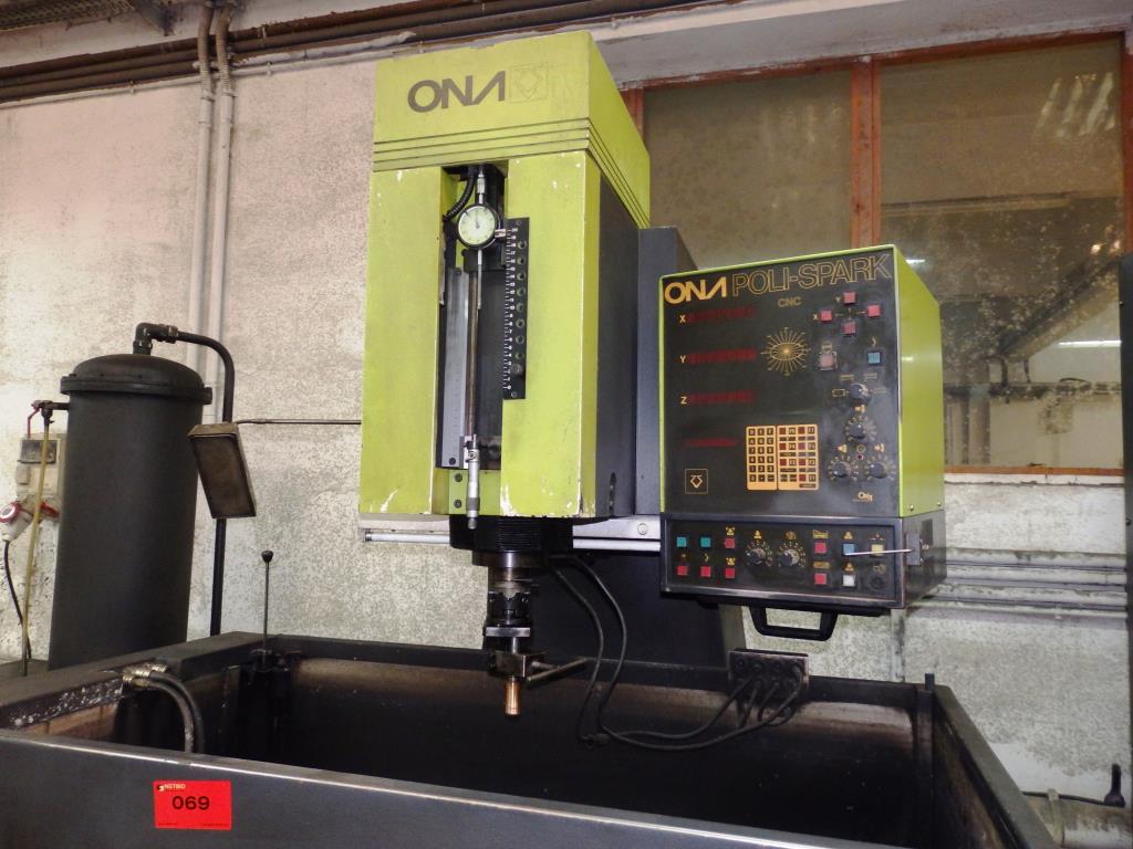 Molds and tool making machinery-3