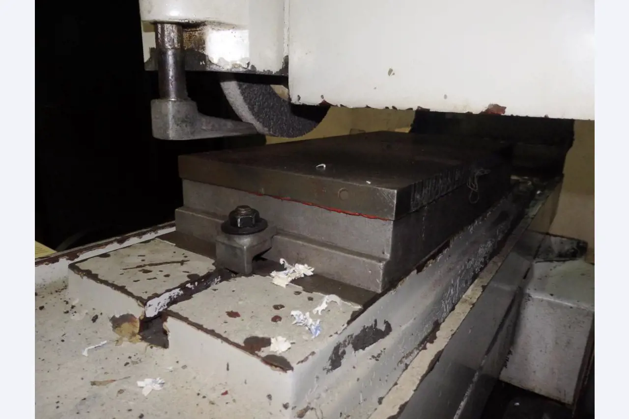 Molds and tool making machinery-5