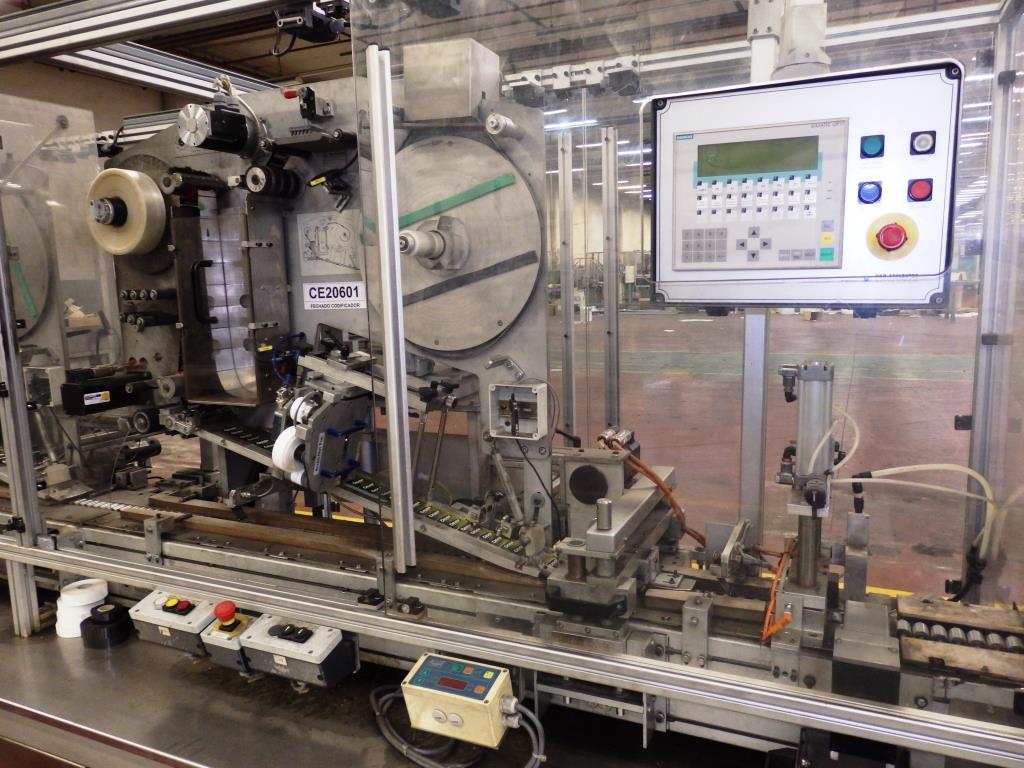 Installations pour l'emballage et le conditionnement sous blister de piles-31