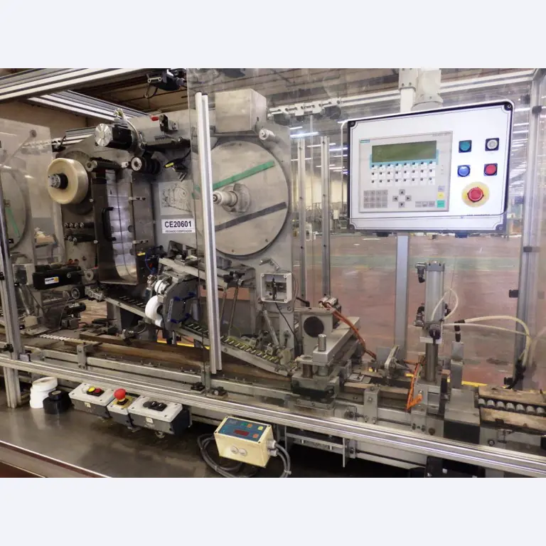 maquinaria para embalaje y emblistado de pilas eléctricas-31