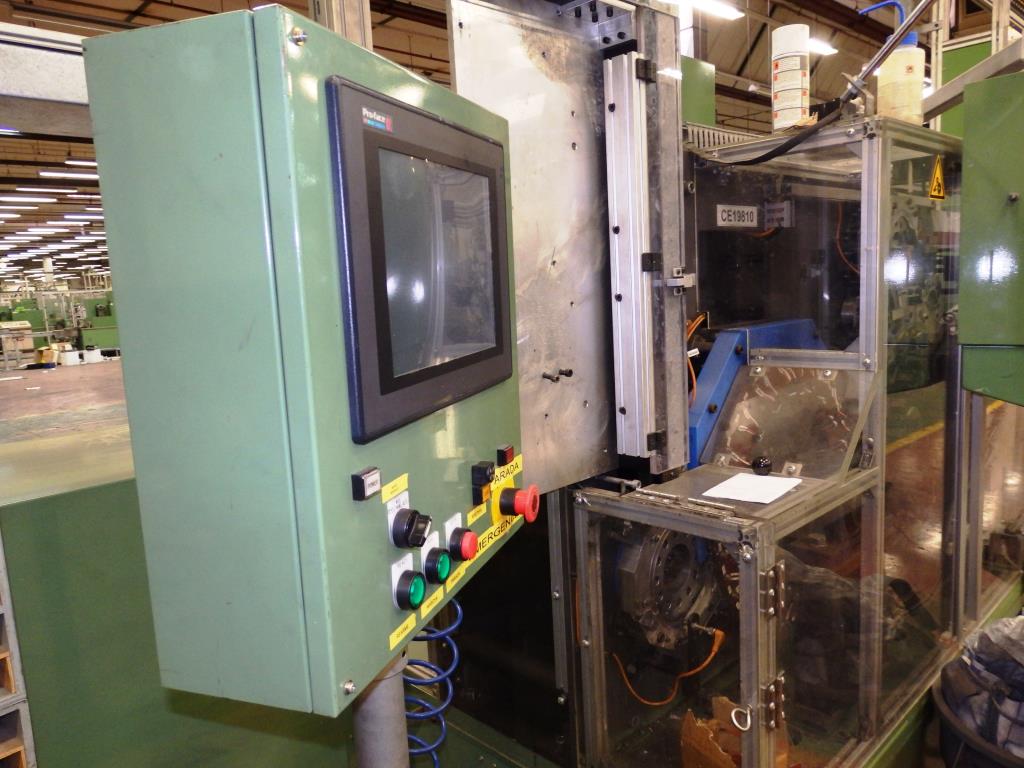 Installations pour l'emballage et le conditionnement sous blister de piles-3