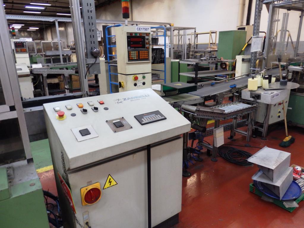 Installations pour l'emballage et le conditionnement sous blister de piles-9