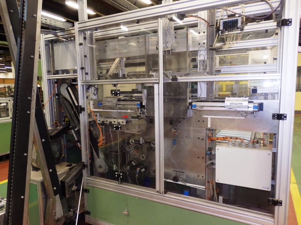 Installations pour l'emballage et le conditionnement sous blister de piles-14