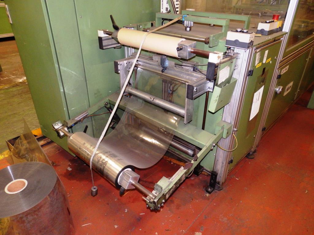 Installations pour l'emballage et le conditionnement sous blister de piles-19