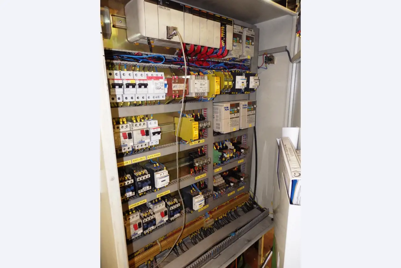 maquinaria para embalaje y emblistado de pilas eléctricas-16