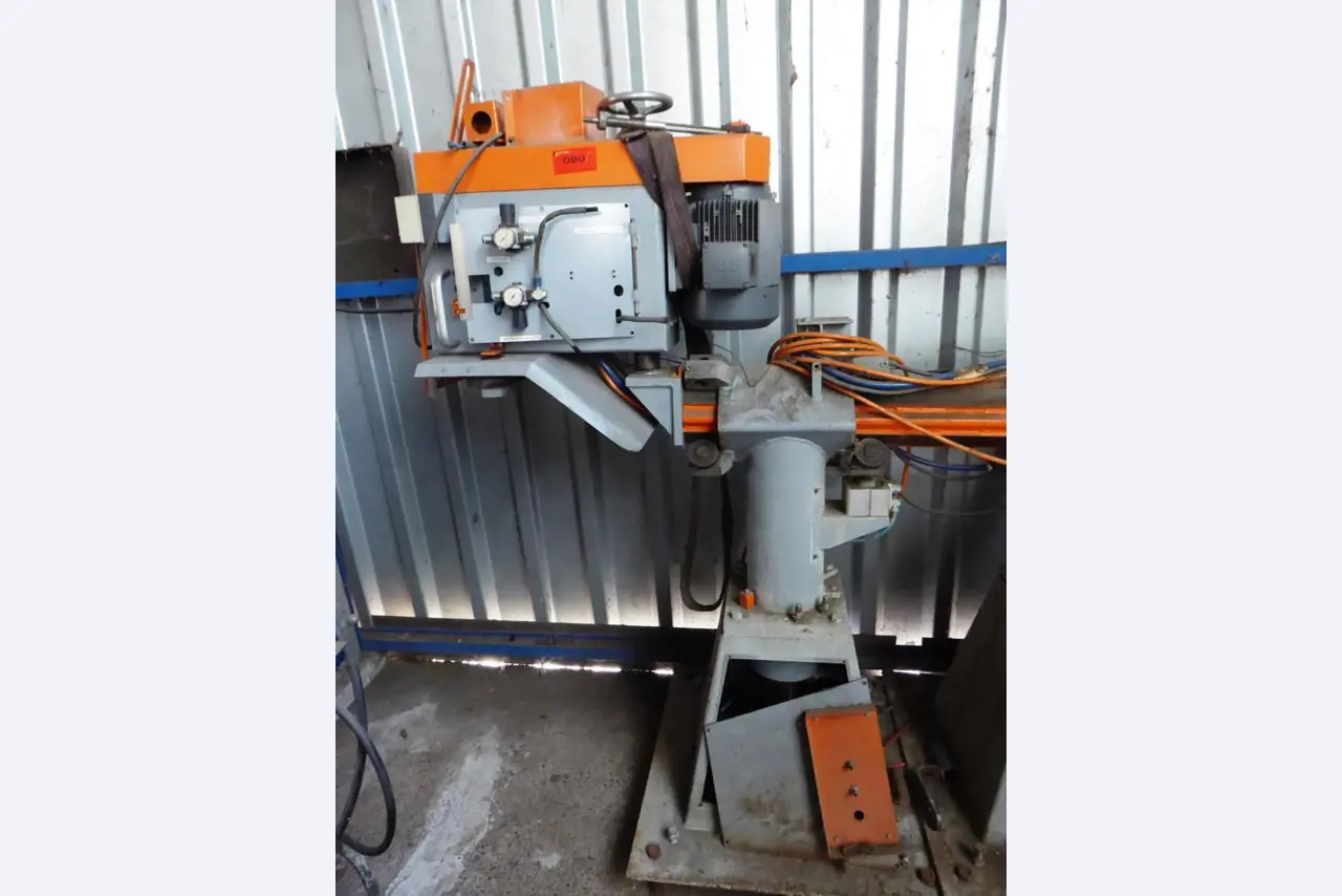 gebrauchte Metallbearbeitungsmaschinen-2