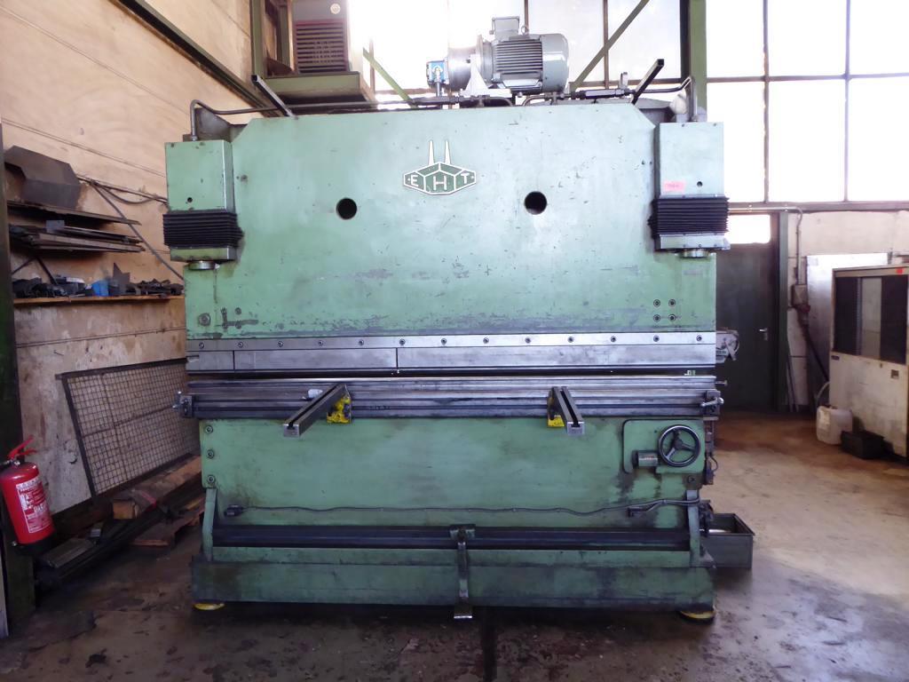 Máquinas usadas para trabalhar metais-2