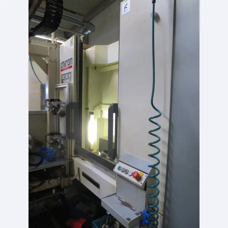 maquinaria de torneado y rectificado de alta precisión así como sistemas de automatización del sector de automoción-4