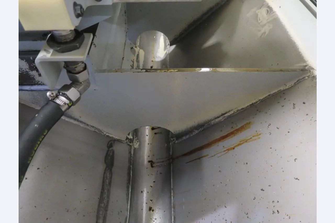 maquinaria de torneado y rectificado de alta precisión así como sistemas de automatización del sector de automoción-8