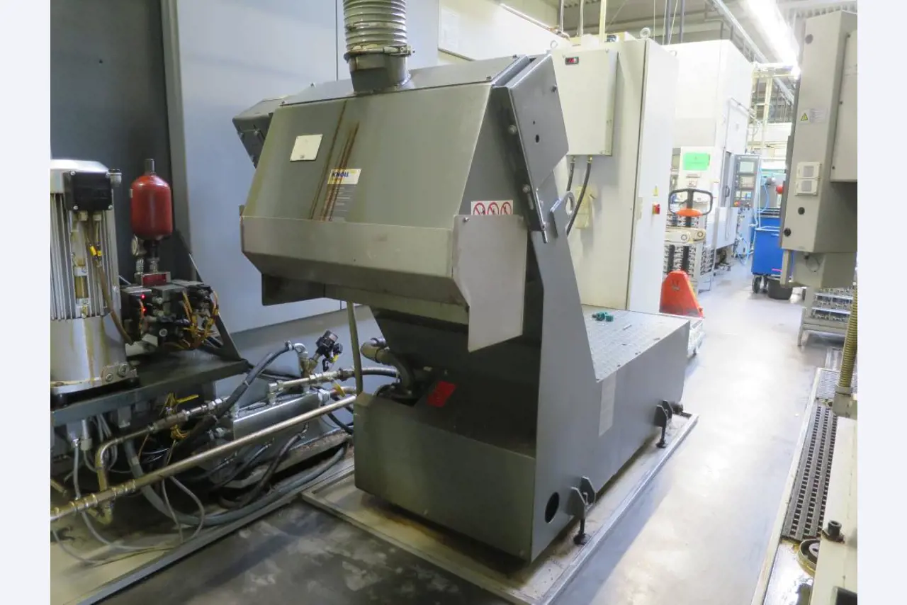 maquinaria de torneado y rectificado de alta precisión así como sistemas de automatización del sector de automoción-9