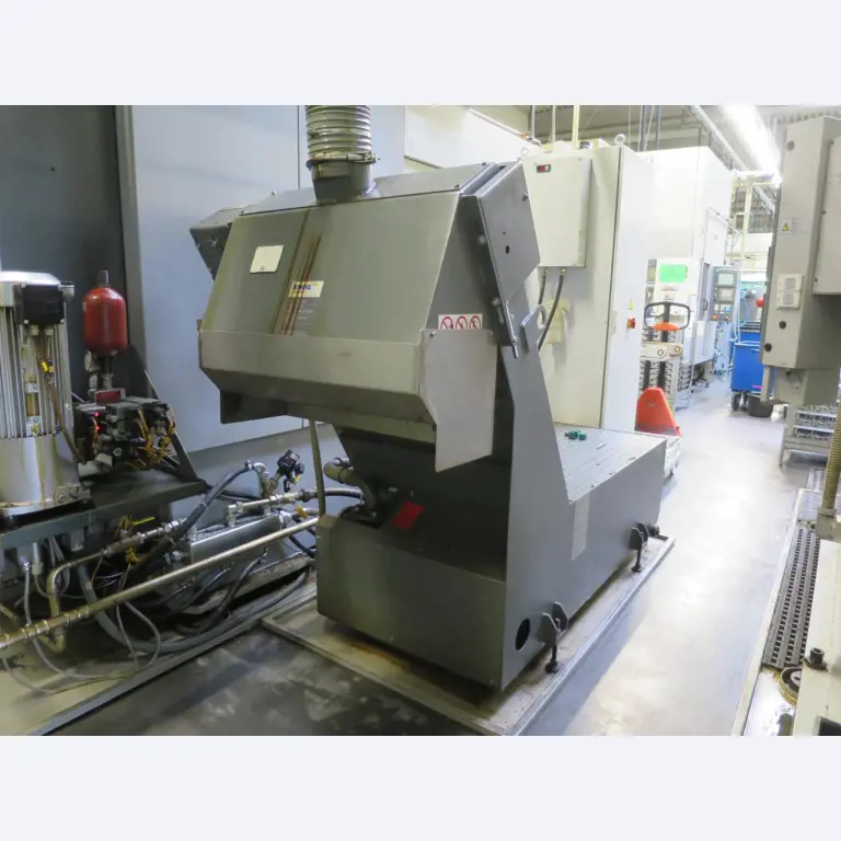 maquinaria de torneado y rectificado de alta precisión así como sistemas de automatización del sector de automoción-9