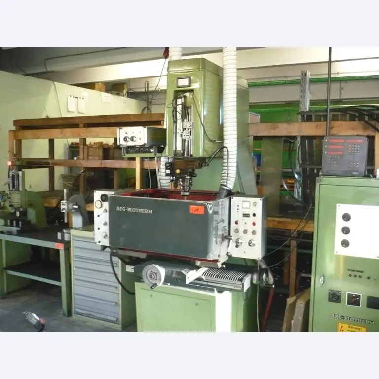 gepflegte Metallbearbeitungsmaschinen-1