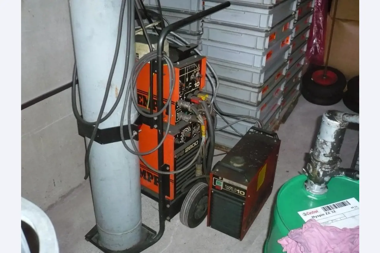 well-maintained metal working machinery-1