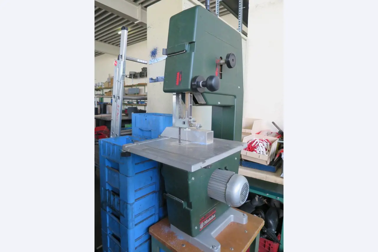 commercial vehicles, workshop equipment, floor conveyors, machine tools-1