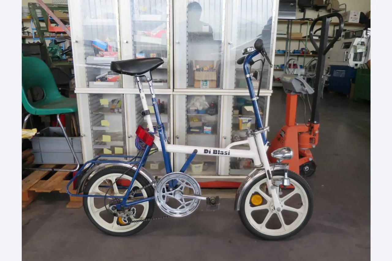 commercial vehicles, workshop equipment, floor conveyors, machine tools-1