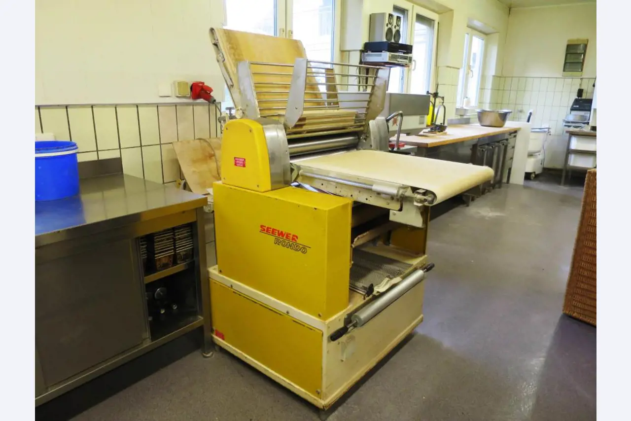 bakery machines, flour silo units, baking and cooling lines-2
