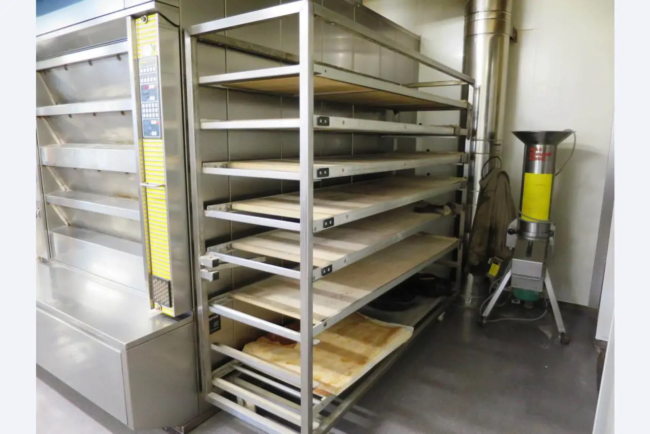 bakery machines, flour silo units, baking and cooling lines-6