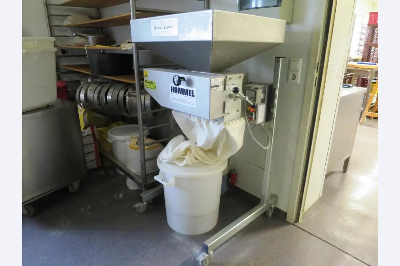 bakery machines, flour silo units, baking and cooling lines-1