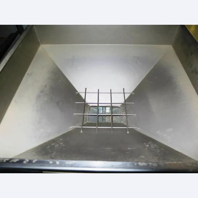 bakery machines, flour silo units, baking and cooling lines-3