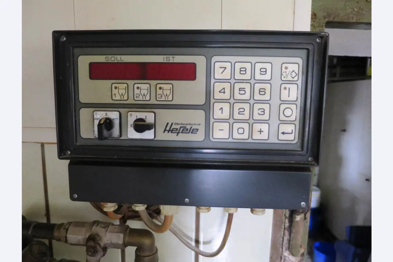 bakery machines, flour silo units, baking and cooling lines-11