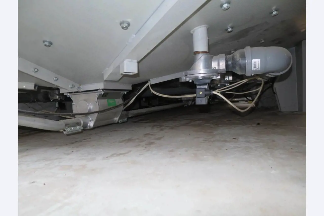 bakery machines, flour silo units, baking and cooling lines-5