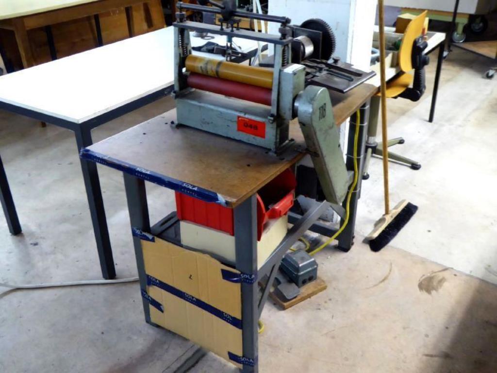 Maschinen zur Gürtelherstellung und Metallbearbeitung -1